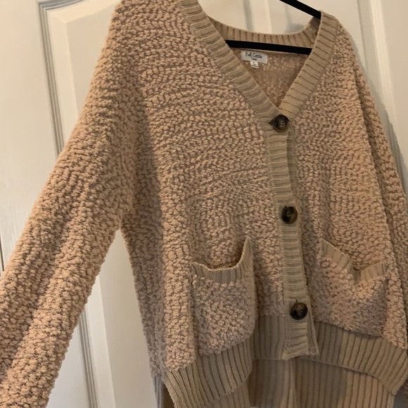 Never Been Worn Cardigan - Picture 3 of 5